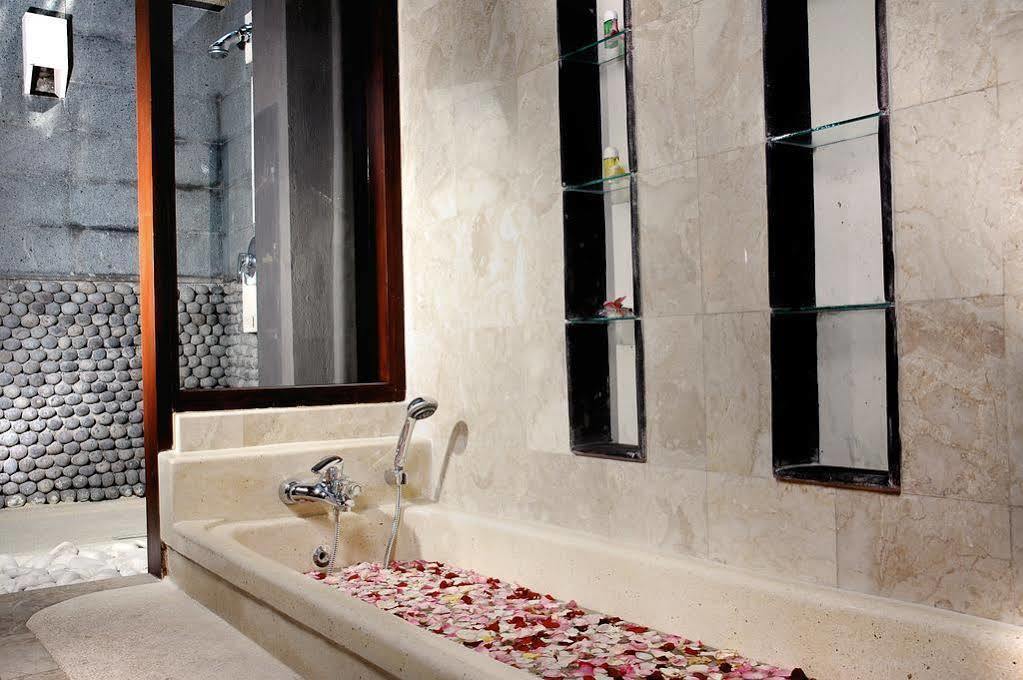Bugan Villas Seminyak  Ngoại thất bức ảnh