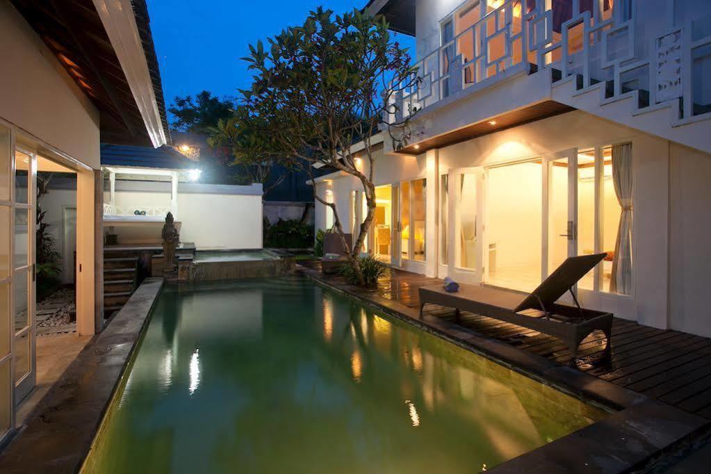 Bugan Villas Seminyak  Ngoại thất bức ảnh