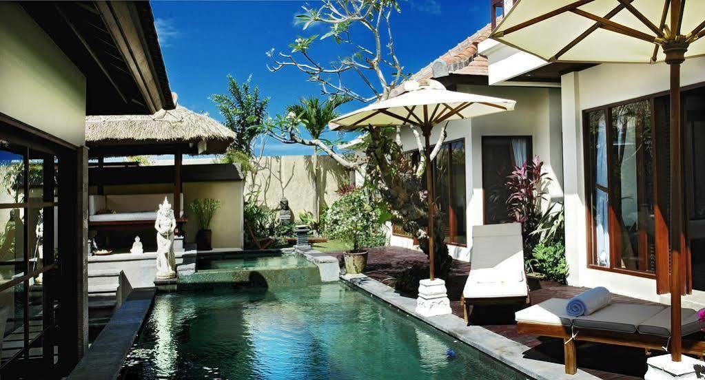 Bugan Villas Seminyak  Ngoại thất bức ảnh